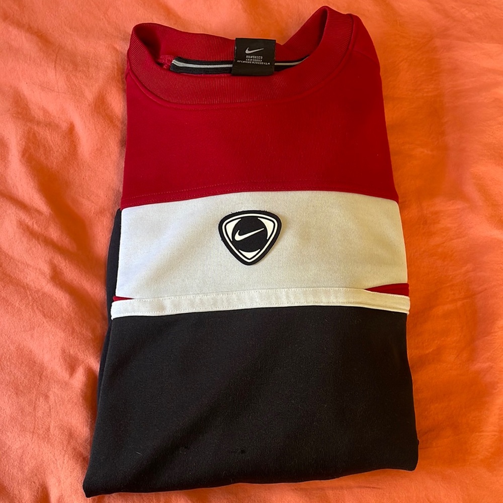 Men’s Large Vintage Nike Crewneck